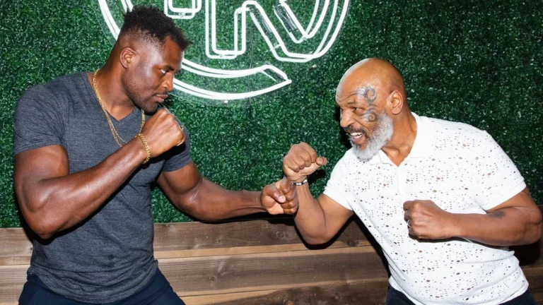 Mike Tyson nuovo allenatore Francis Ngannou