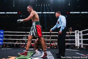 David Benavidez Jr batte Demetrius Andrade
