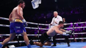 Remtach: Allen batte Fisher per TKO