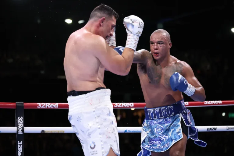 Fabio Wardley batte per TKO Huni