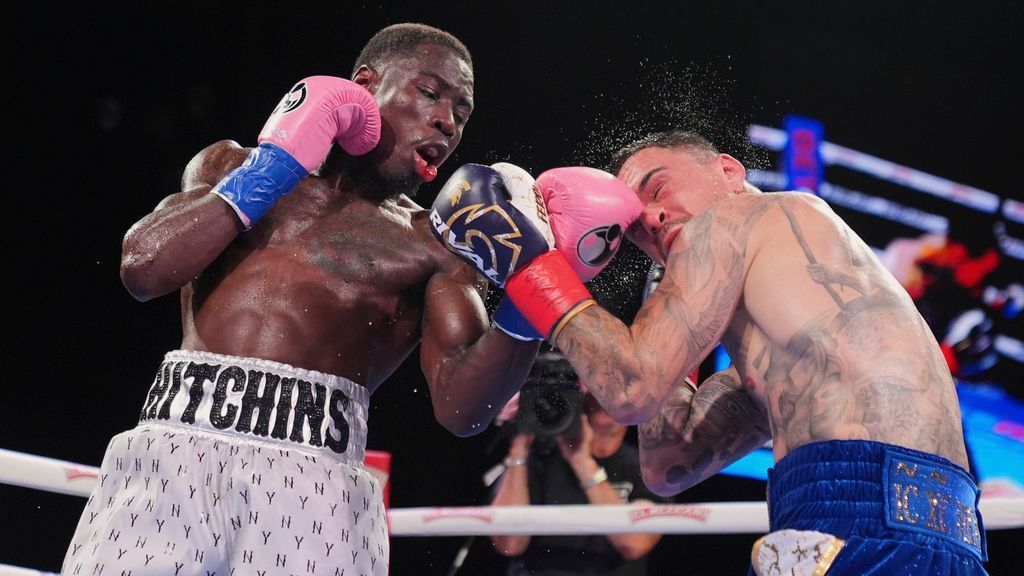Hitchins batte per TKO al round n° 8 Kambosos Jr