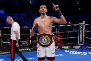 Hamzah Sheeraz sfida Canelo Alvarez