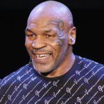 Mike Tyson svela il pronostico su Canelo Alvarez vs Terence Crawford