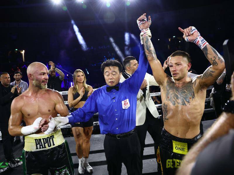 Liam Paro resiste a un infortunio all’occhio e batte David Papot a Brisbane. Ora mira al titolo IBF dei welter contro Lewis Crocker.