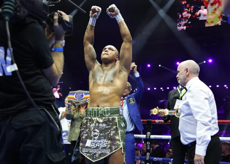 Fabio Wardley nuovo campione WBO